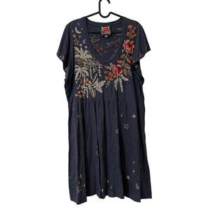 Johnny Was Gray Floral Embroidered Boho V Neck Short Sleeve Tshirt Dress XLarge